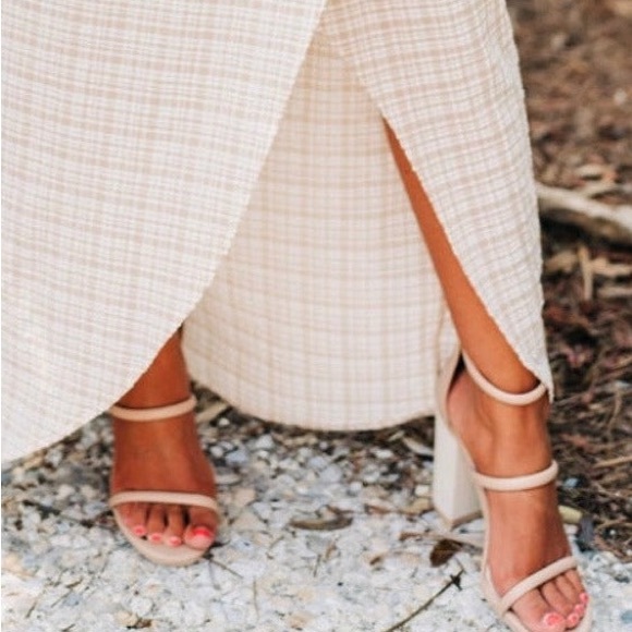 Heels - Picture 2 of 2